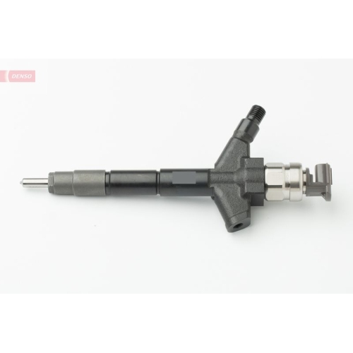 1 Injector Nozzle DENSO DCRI301060 NISSAN